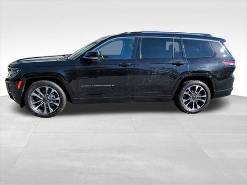 Certified 2022 Jeep Grand Cherokee L Overland AWD/4WD image 2