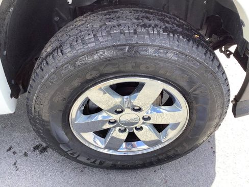 Used 2011 GMC Canyon SLE AWD/4WD image 27