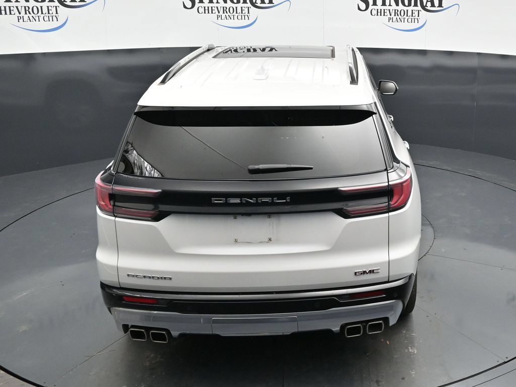 Used 2025 GMC Acadia Denali w/ LPO, Floor Liner Package FWD image 23