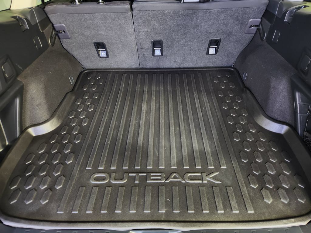 Used 2022 Subaru Outback Premium AWD/4WD image 21