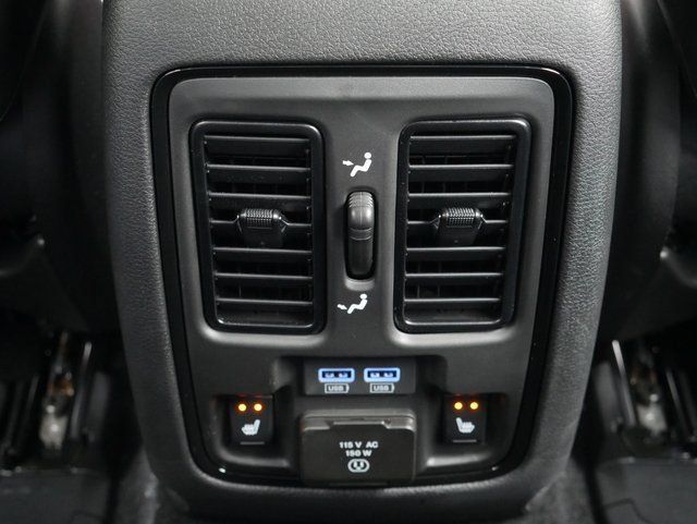 Used 2024 Dodge Durango SRT AWD/4WD image 32