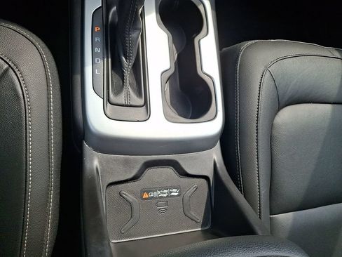 Used 2022 Chevrolet Colorado ZR2 AWD/4WD image 26
