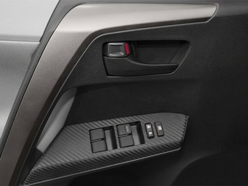 Used 2014 Toyota RAV4 LE image 19