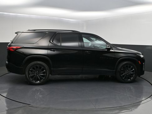 Used 2023 Chevrolet Traverse RS AWD/4WD image 8