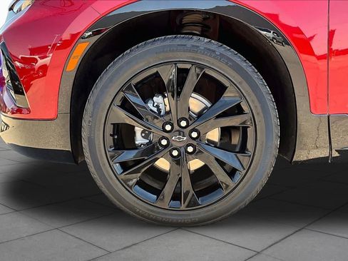 Used 2021 Chevrolet Blazer RS w/ Enhanced Convenience Package AWD/4WD image 11