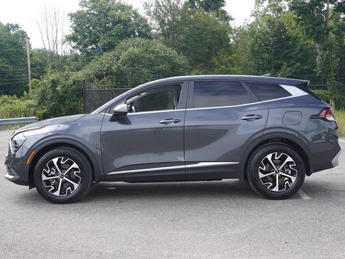 Used 2024 Kia Sportage EX FWD image 16