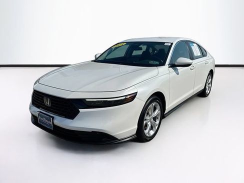 Used 2023 Honda Accord LX image 3