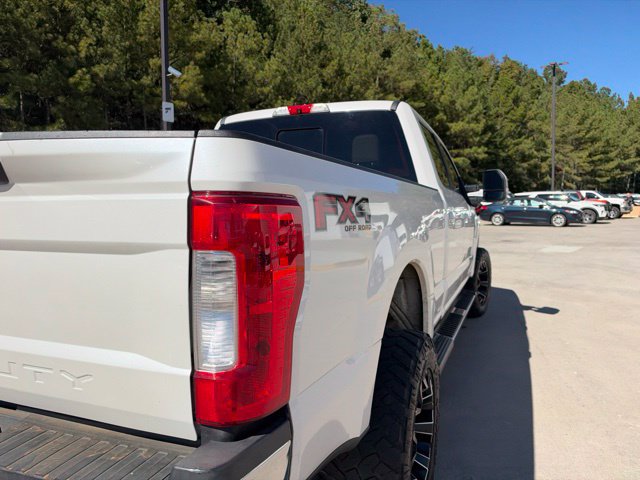 Used 2019 Ford F250 Lariat w/ FX4 Off-Road Package AWD/4WD image 21