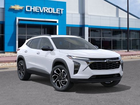 New 2026 Chevrolet Trax RS w/ Sunroof Package image 7