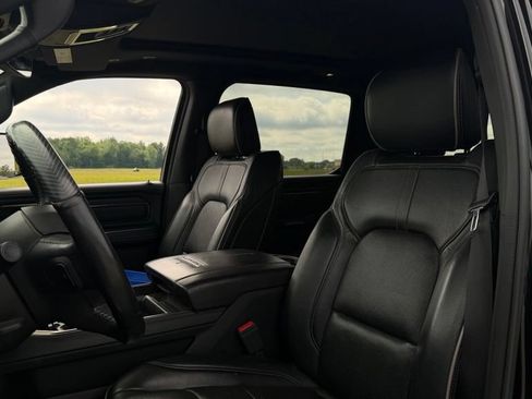 Used 2019 RAM 1500 Limited AWD/4WD image 11