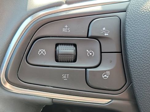 Certified 2023 Buick Envision Essence AWD/4WD image 21