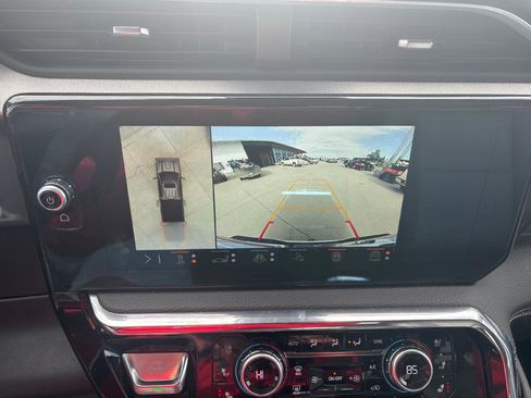 Used 2024 GMC Sierra 2500 Denali w/ Denali Reserve Package image 26