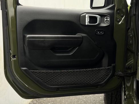 Used 2020 Jeep Wrangler Unlimited Sport AWD/4WD image 10