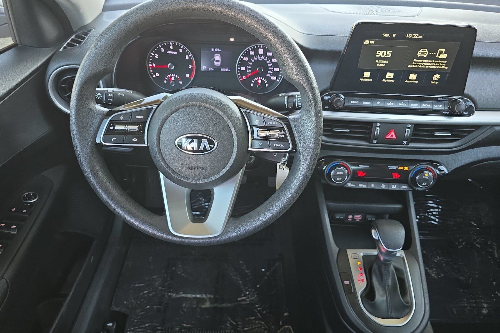 Used 2019 Kia Forte LXS FWD image 11