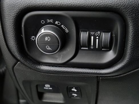 Used 2019 RAM 1500 Rebel w/ Rebel Level 2 Equipment Group AWD/4WD image 26
