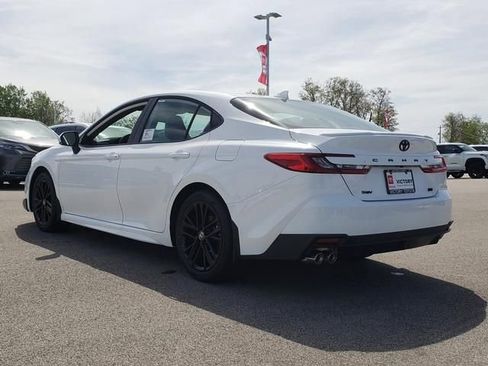 New 2026 Toyota Camry SE FWD image 7