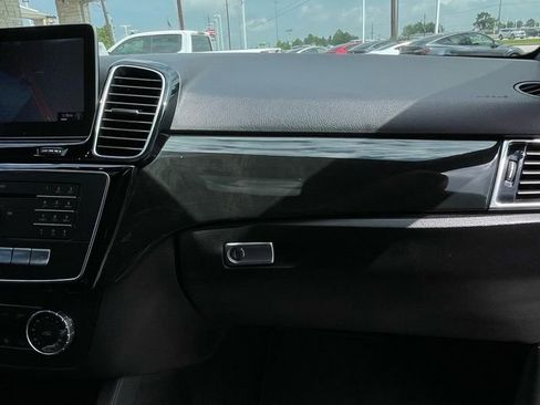 Used 2017 Mercedes-Benz GLE 350 4MATIC image 33