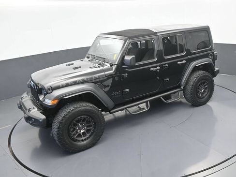 Used 2022 Jeep Wrangler Unlimited Sport w/ Xtreme Recon 35" Tire Package AWD/4WD image 48