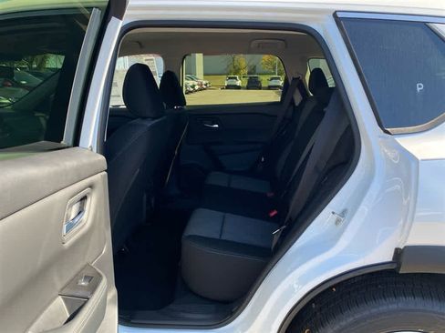 New 2026 Nissan Rogue SV image 22