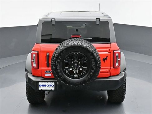 Used 2022 Ford Bronco Wildtrak image 43