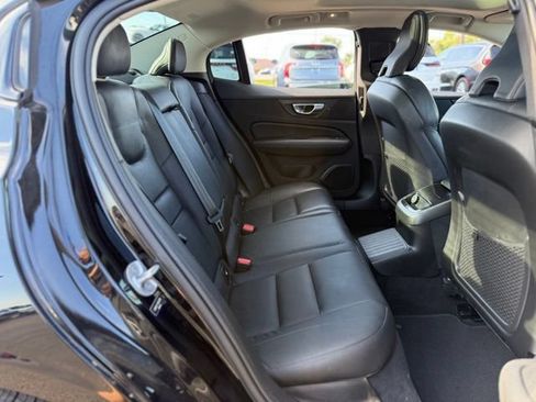 Used 2023 Volvo S60 T8 Plus AWD/4WD image 19