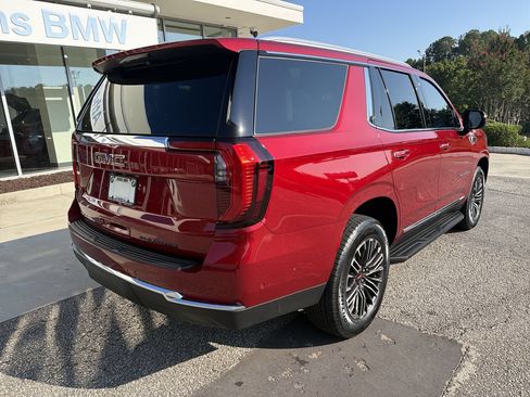 Used 2026 GMC Yukon Elevation AWD/4WD image 3