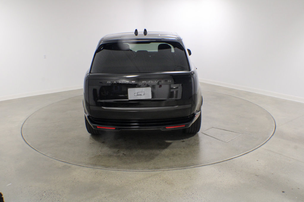 Used 2026 Land Rover Range Rover SE AWD/4WD image 5