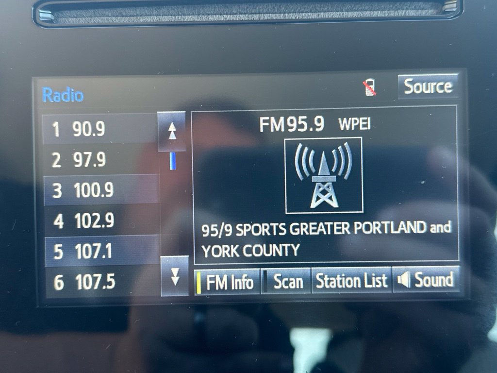 Used 2018 Toyota Prius Two w/ Prius Two Safety Plus Package FWD image 24
