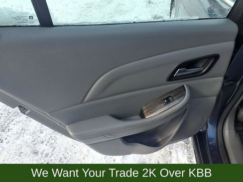 Used 2014 Chevrolet Malibu LT image 12