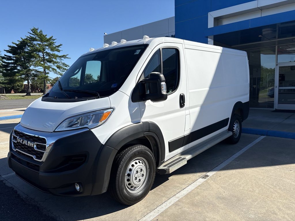 Used 2025 RAM ProMaster 2500 w/ U-Haul Equipment Group FWD image 4