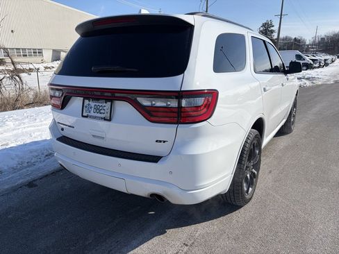 Used 2022 Dodge Durango GT image 3