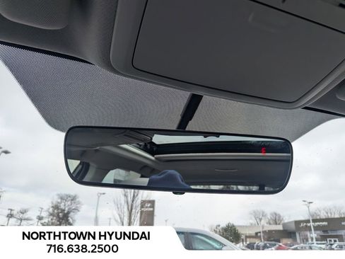 Used 2018 Subaru Forester 2.5i Premium w/ All-Weather Package image 23