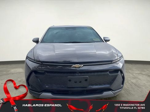 Used 2025 Chevrolet Equinox EV LT image 9