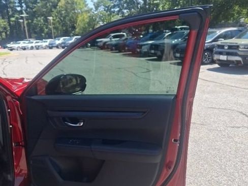 Used 2025 Honda CR-V Sport-L image 18