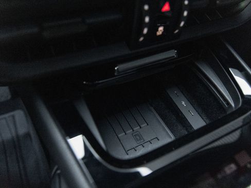 Certified 2025 Porsche Cayenne Coupe image 22