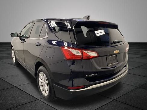 Used 2020 Chevrolet Equinox LT w/ Driver Convenience Package image 4