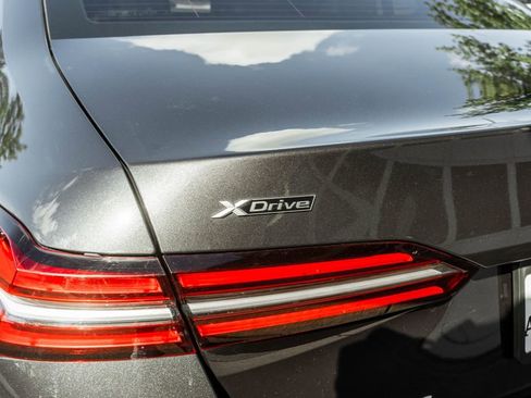Used 2026 BMW 530i xDrive AWD/4WD image 41
