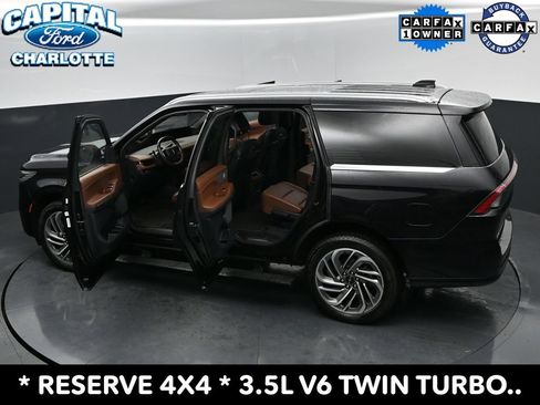 Used 2025 Lincoln Navigator Reserve AWD/4WD image 36