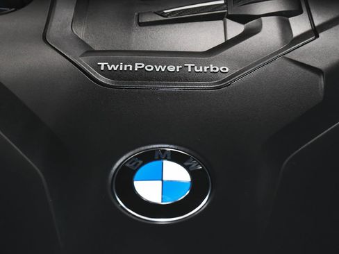 Used 2025 BMW X4 xDrive30i AWD/4WD image 67
