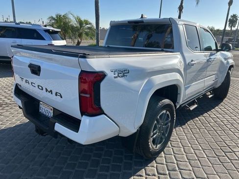 Used 2024 Toyota Tacoma TRD Sport AWD/4WD image 4