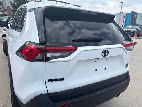 Used 2025 Toyota RAV4 XLE w/ Convenience Package AWD/4WD image 4