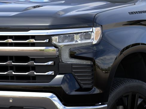 New 2026 Chevrolet Silverado 1500 LTZ w/ LTZ Premium Package AWD/4WD image 11