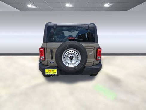 New 2025 Ford Bronco 4-Door image 8