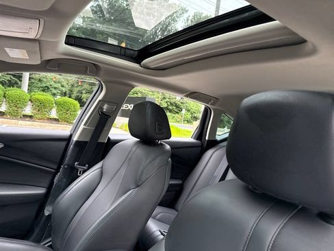 Used 2023 Acura TLX FWD image 11