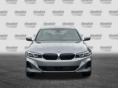 Used 2025 BMW 330i Sedan w/ Premium Package image 10