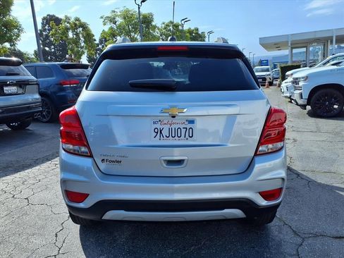 Used 2022 Chevrolet Trax LT w/ LT Convenience Package image 22