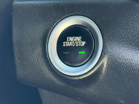 Used 2021 GMC Terrain SLE AWD/4WD image 32