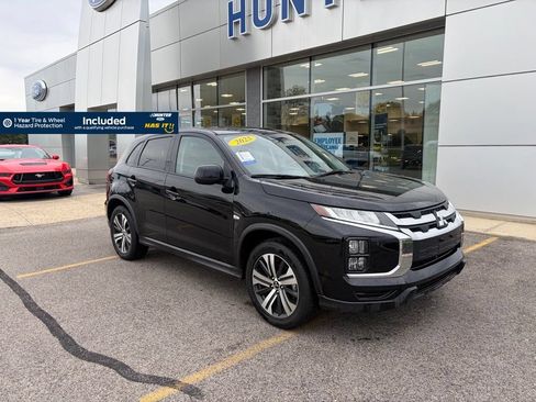 Used 2025 Mitsubishi Outlander Sport AWD image 12