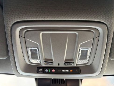 Certified 2025 Chevrolet Silverado 1500 RST image 10