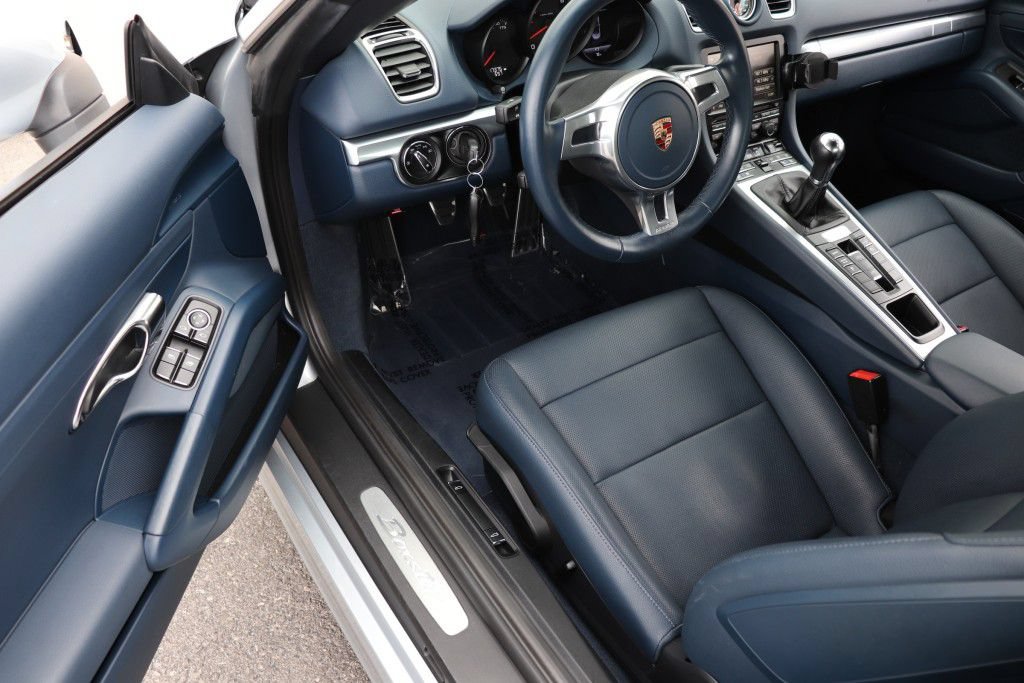 Used 2015 Porsche Boxster w/ Sport Chrono Package RWD image 22